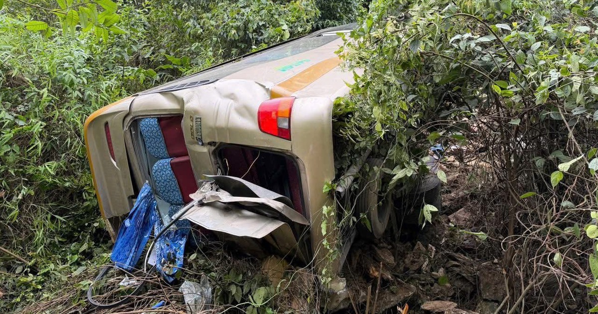 Sơn La: Xe khách lao xuống vực khiến 7 người thương vong