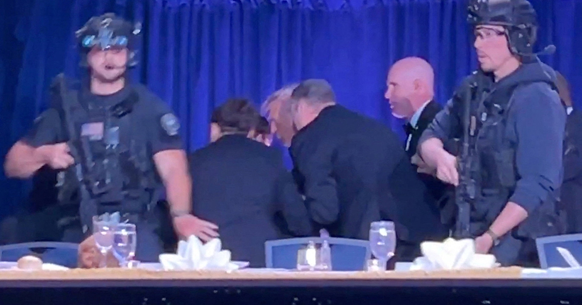 Náo động vụ nổ súng tại nơi Tổng thống Trump dự tiệc