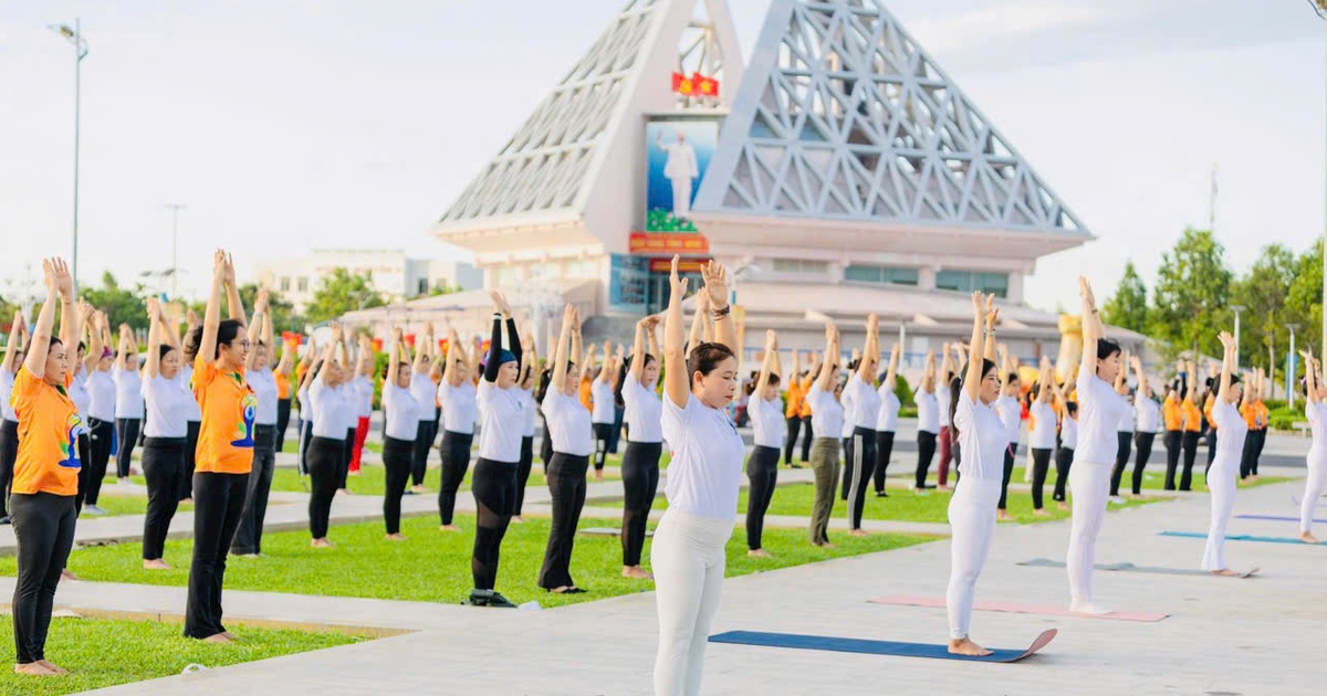 Đình chỉ hoạt động Liên đoàn Yoga tỉnh Khánh Hòa vì chậm sáp nhập