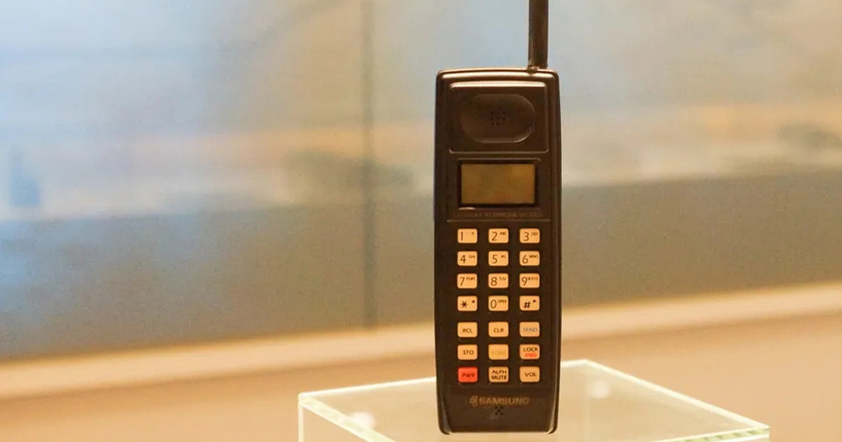 Chiếc điện thoại đầu tiên đặt nền móng cho Samsung ngày nay
