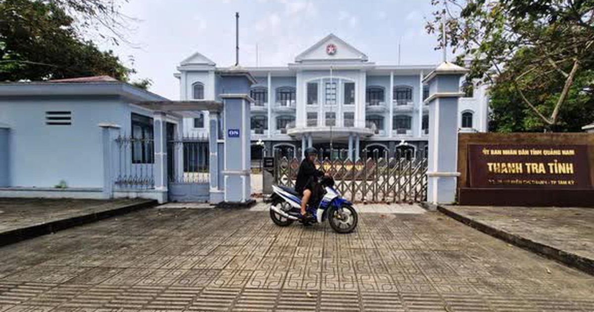 Đánh thức 'đất vàng' công sở