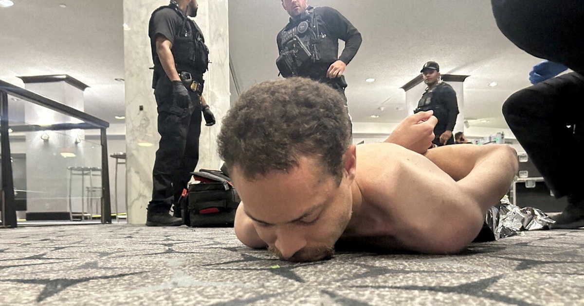 Thêm nhiều chi tiết về nghi phạm vụ nổ súng buổi tiệc có ông Trump dự