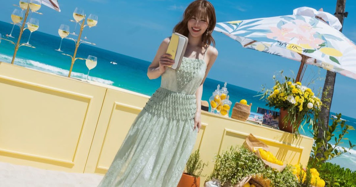 Diện váy maxi sao cho không 'nuốt dáng' mà vẫn tôn chiều cao?