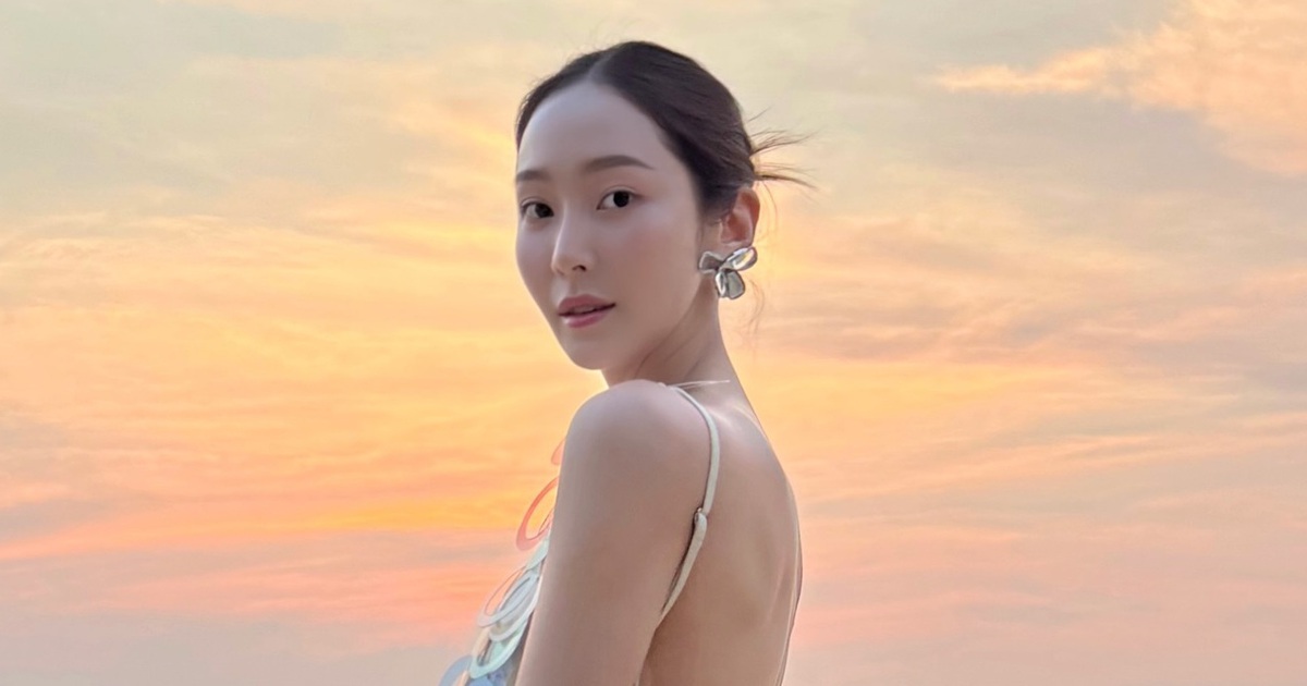 'Công chúa băng giá' Jessica Jung khoe sắc quyến rũ ở Phú Quốc