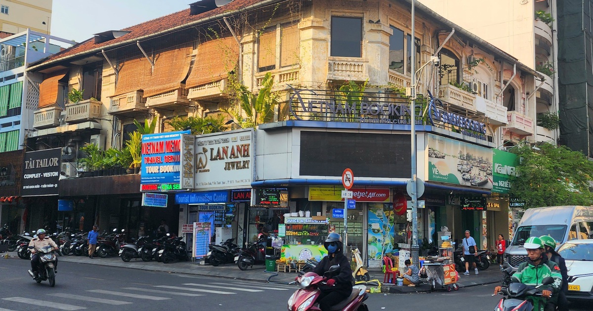 Điểm hẹn đờn ca tài tử xưa bên hông chợ Bến Thành