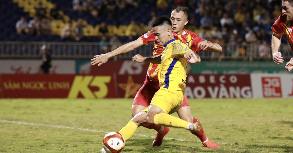 Nghệ An cam kết kêu gọi tài trợ 45 tỉ đồng để SLNA không bỏ V-League 2026-2027