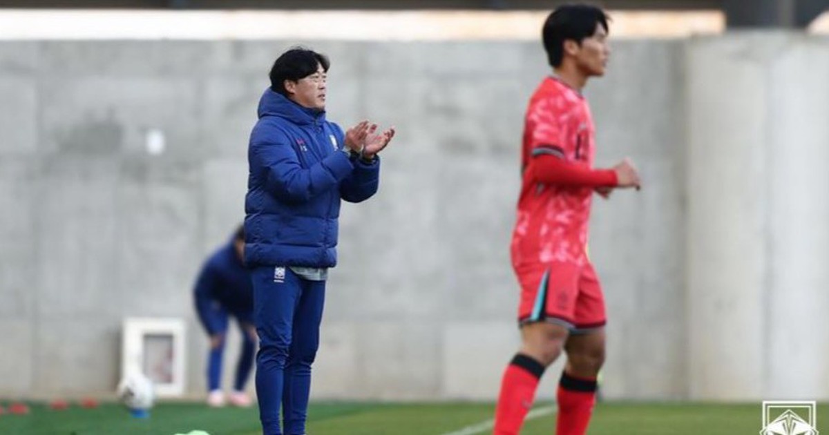 U.17 Hàn Quốc chốt nhân sự cực mạnh, sẵn sàng đấu U.17 Việt Nam: HLV Roland lên gấp phương án