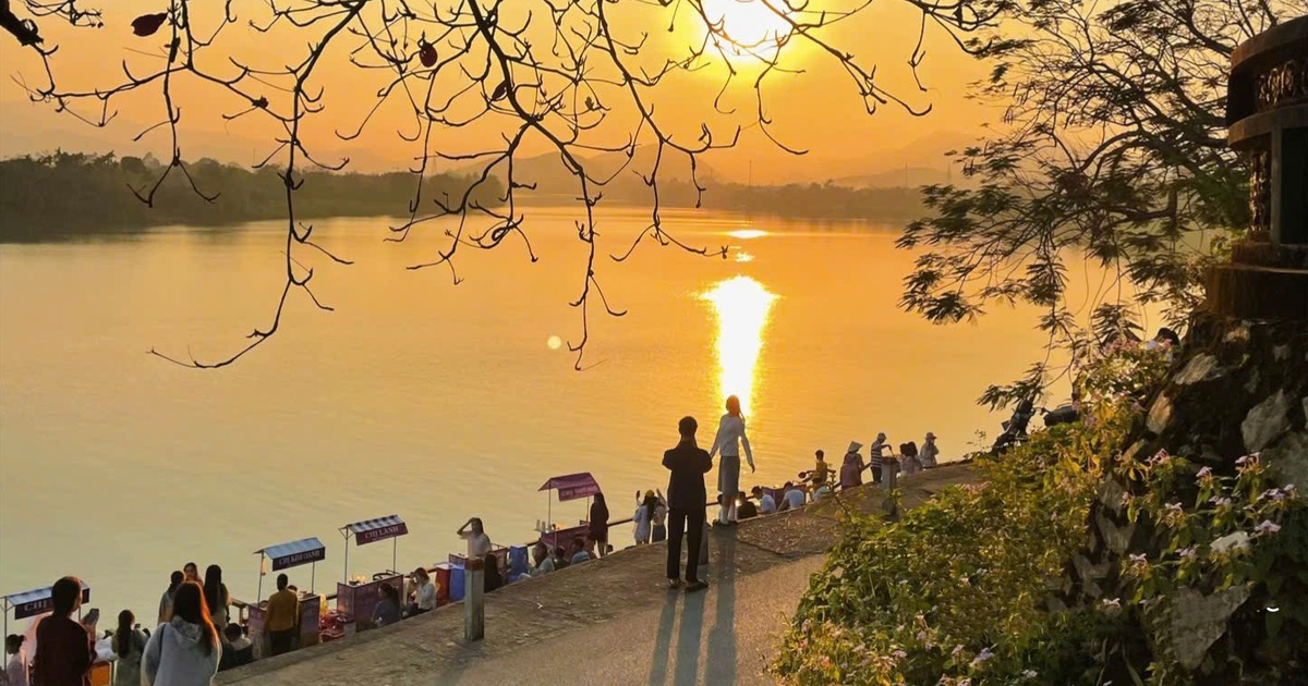 Đến Huế, lên chùa Thiên Mụ nhớ dừng chân để ăn… đậu hũ