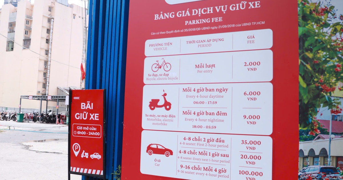 Xem pháo hoa lễ 30.4 ở TP.HCM: Gửi xe ở đâu để không bị 'hét giá'?