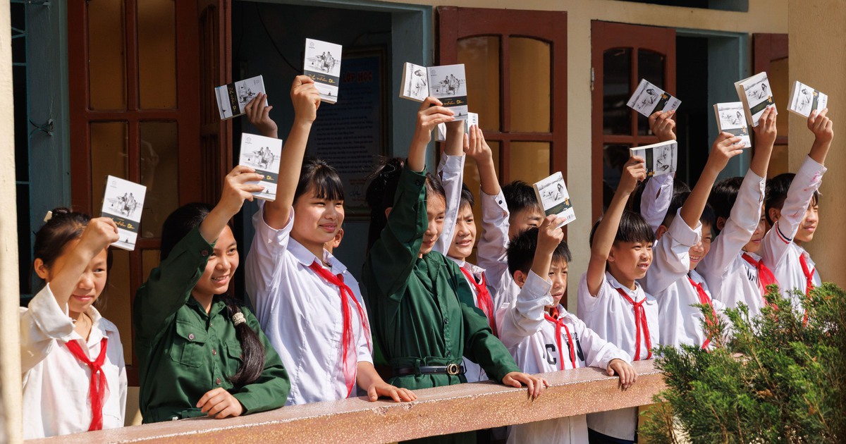 Hành trình Từ Trái Tim: Gần 5.000 km gieo tri thức, khơi khát vọng lớn