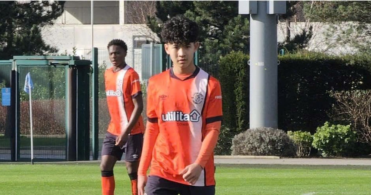 Cầu thủ Việt kiều ở U.19 Việt Nam: Thủ môn 1,96 m và 'tân binh' từ Tây Ban Nha