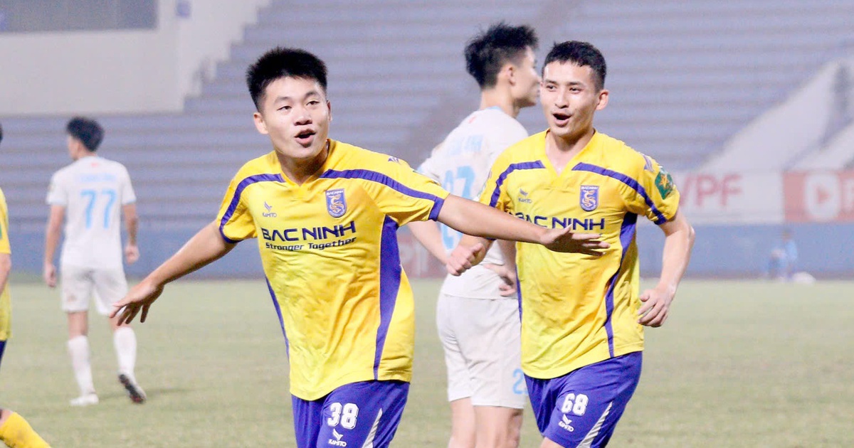 Đội bóng triệu đô của cố vấn Park Hang-seo tiến sát vé thăng hạng V-League