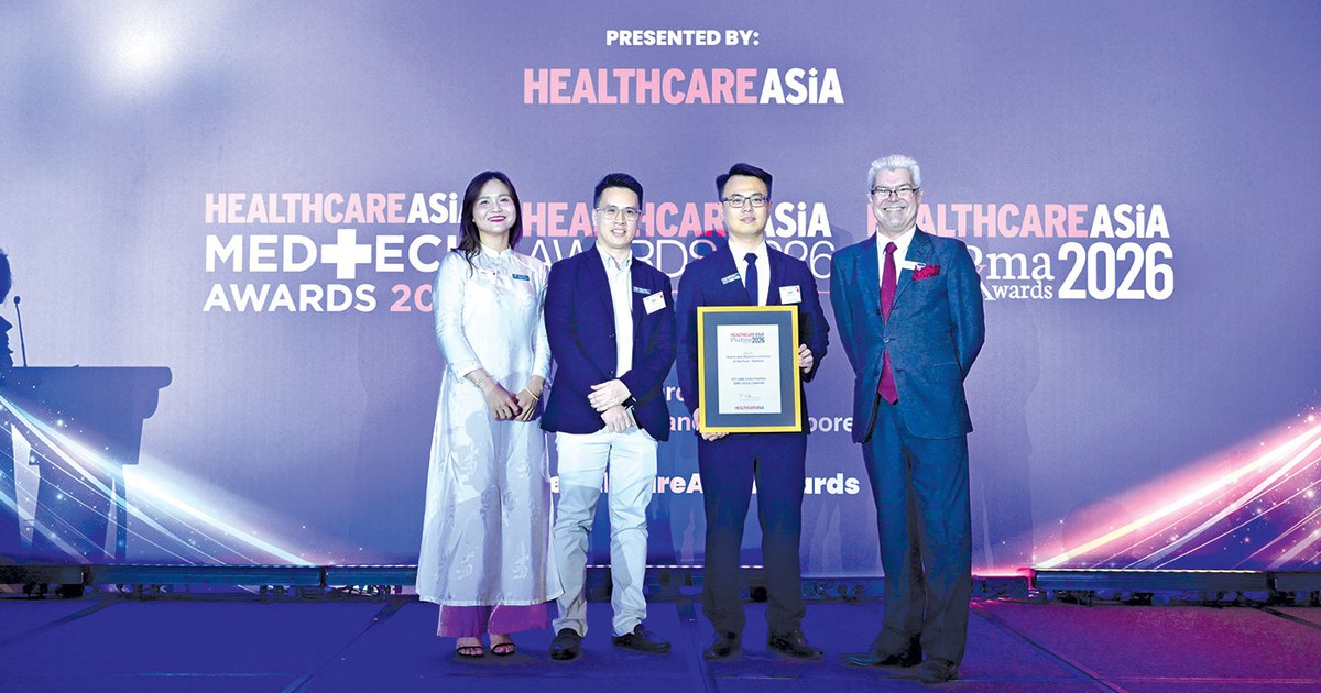 Long Châu tiếp tục "giữ chuỗi" là nhà thuốc Việt Nam 2 năm liên tiếp thắng giải thưởng lớn tại Healthcare Asia Pharma Award