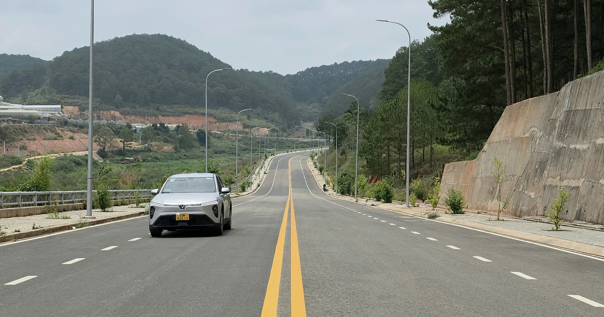 Đường vành đai Đà Lạt thông xe nhưng còn 'nút thắt' 2 hộ dân