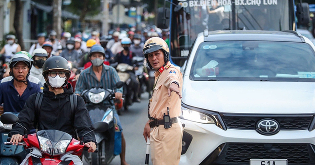 Nghỉ lễ 30.4 - 1.5: CSGT TP.HCM gợi ý loạt lộ trình tránh kẹt xe cửa ngõ