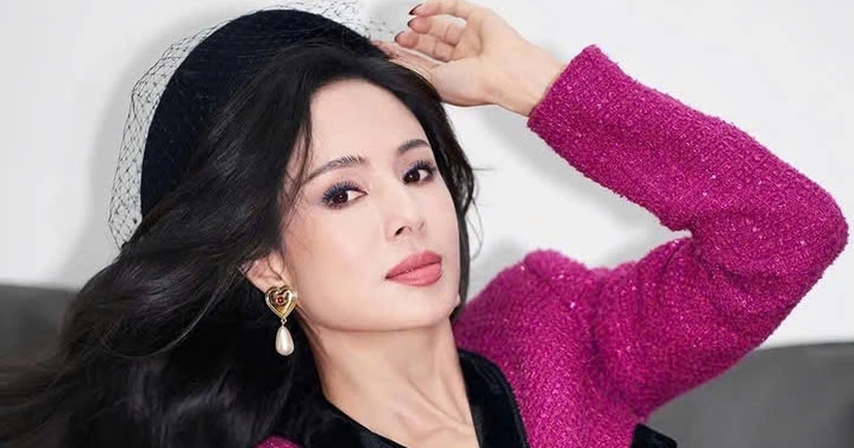 Điều gì khiến 'Tiểu Long Nữ' Lý Nhược Đồng bất ngờ lên tiếng xin lỗi?