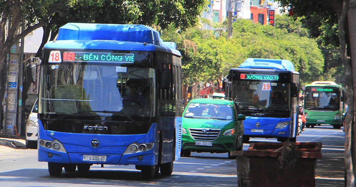 Miễn phí xe buýt, cơ hội đột phá giao thông công cộng TP.HCM