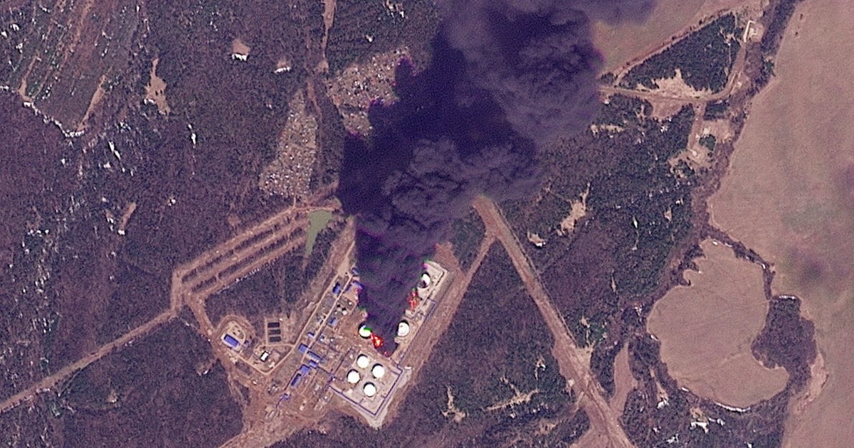 Chiến sự Ukraine ngày 1.527: UAV tấn công nhiều nơi, ông Putin đề xuất ngừng bắn