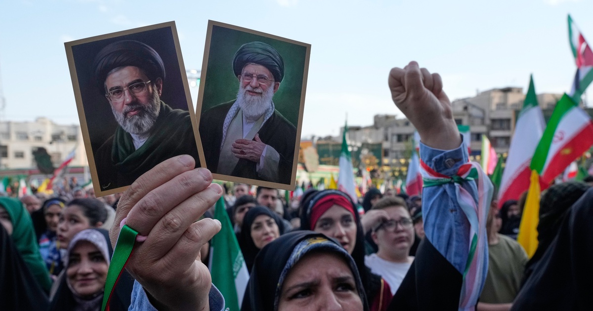 Lãnh tụ tối cao Iran ra tuyên bố thách thức Mỹ