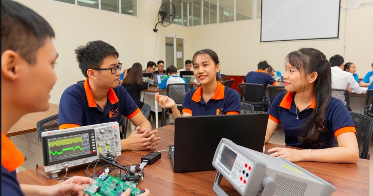 Đề xuất cấp học bổng đến 5,5 triệu đồng/tháng cho sinh viên 15 nhóm ngành STEM