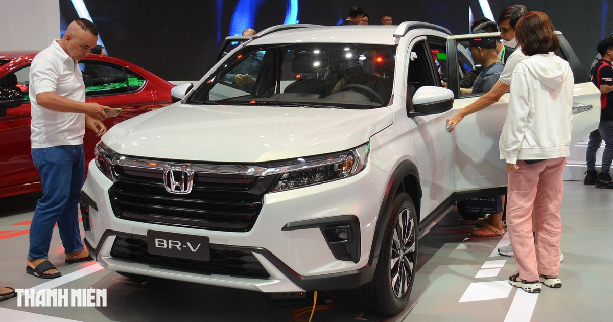 Ô tô Nhật Bản ồ ạt đua ưu đãi, giảm giá hàng chục triệu đồng