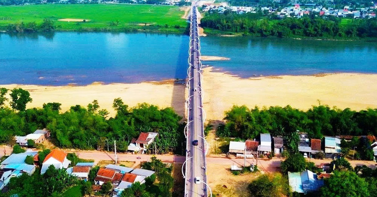 Đ&agrave; Nẵng y&ecirc;u cầu gỡ 'n&uacute;t thắt' mặt bằng, tăng tốc loạt dự &aacute;n cầu trọng điểm