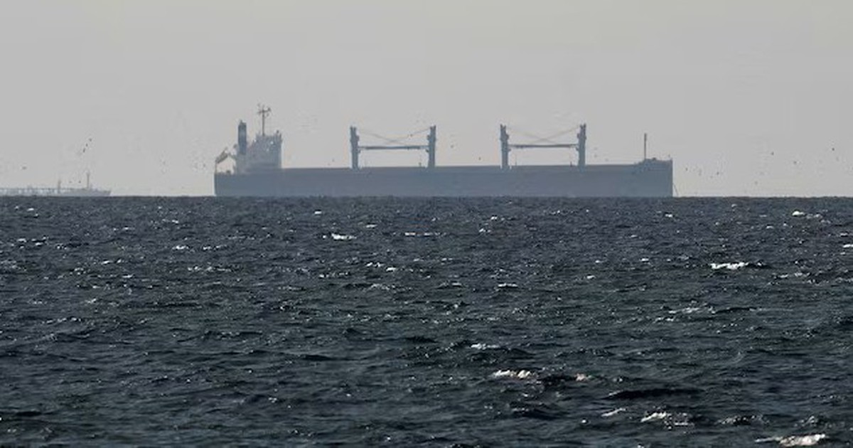 Thế giới thấp thỏm c&ugrave;ng eo biển Hormuz trước giờ G