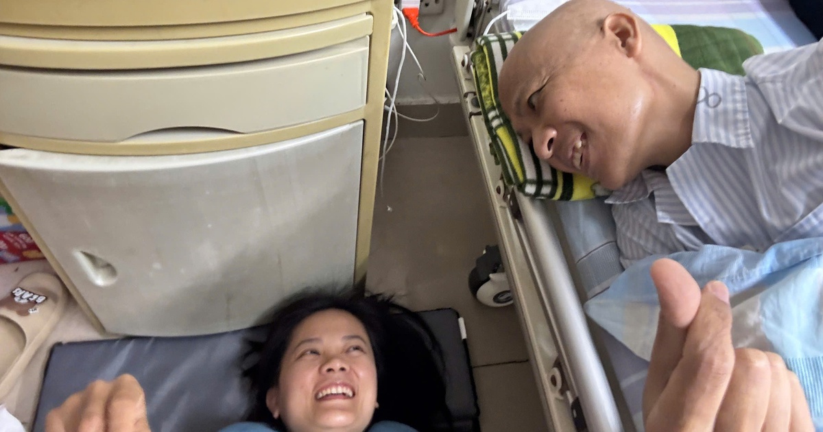 Chồng bị ung thư m&aacute;u, vợ 7 năm 'nửa bước kh&ocirc;ng rời'
