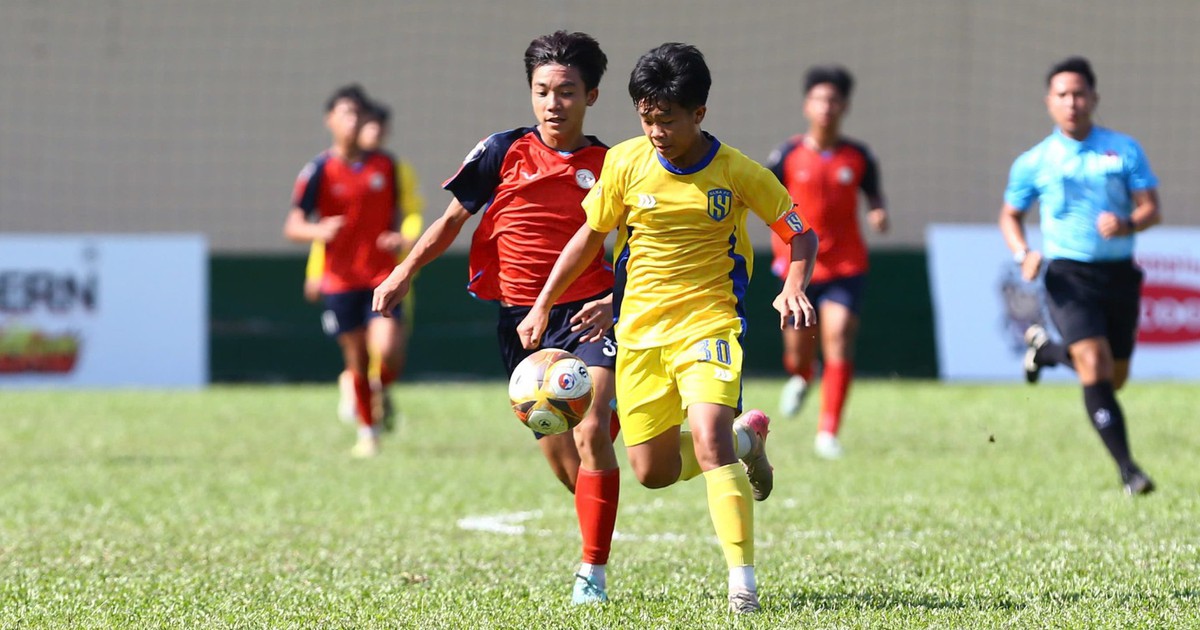 Huỳnh Đức cùng đội trẻ TP.HCM gây thất vọng lớn, bị loại ngay trên sân nhà