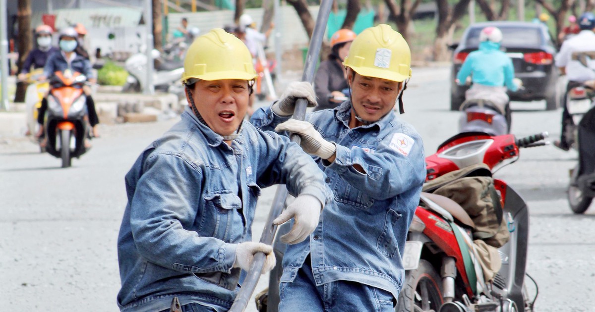 &Aacute;nh s&aacute;ng v&agrave; niềm tin EVNHCMC trong d&ograve;ng chảy chuyển đổi số
