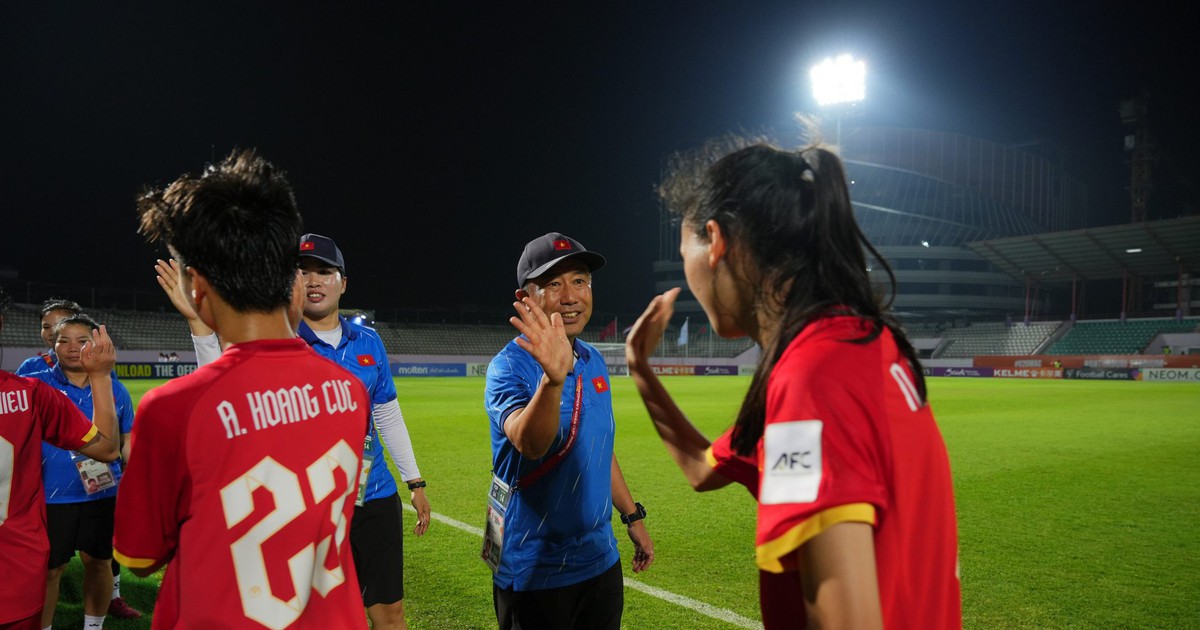 Nóng: U.20 nữ Việt Nam lần thứ 2 vào tứ kết châu Á, VFF thưởng 300 triệu đồng