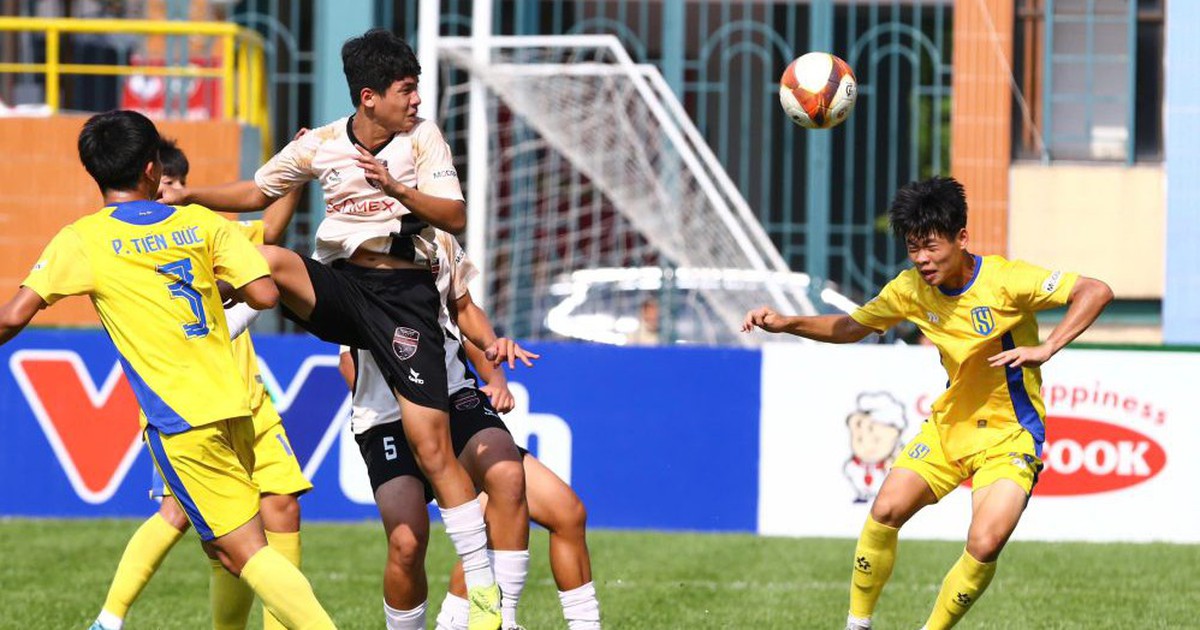 Đàn em Cao Văn Bình khiến TP.HCM 'sạch bóng' tại giải U.15 quốc gia, PVF bị loại 'sốc'