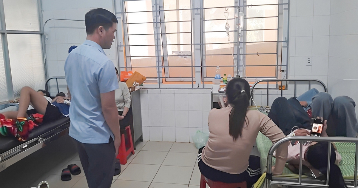 Vụ 86 người ngộ độc b&aacute;nh m&igrave;: Đề xuất phạt cơ sở kinh doanh 80 triệu đồng