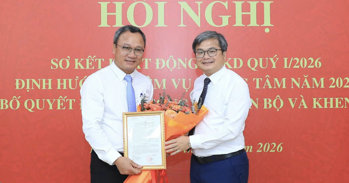 &Ocirc;ng Khuất Việt H&ugrave;ng th&ocirc;i l&agrave;m Chủ tịch Hanoi Metro
