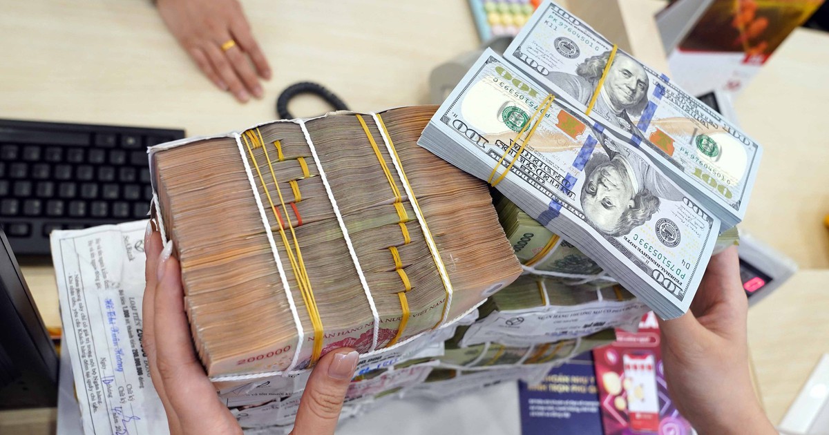 Giá USD hôm nay 1.5.2026: Đô la Mỹ cùng EUR, bảng Anh… tăng