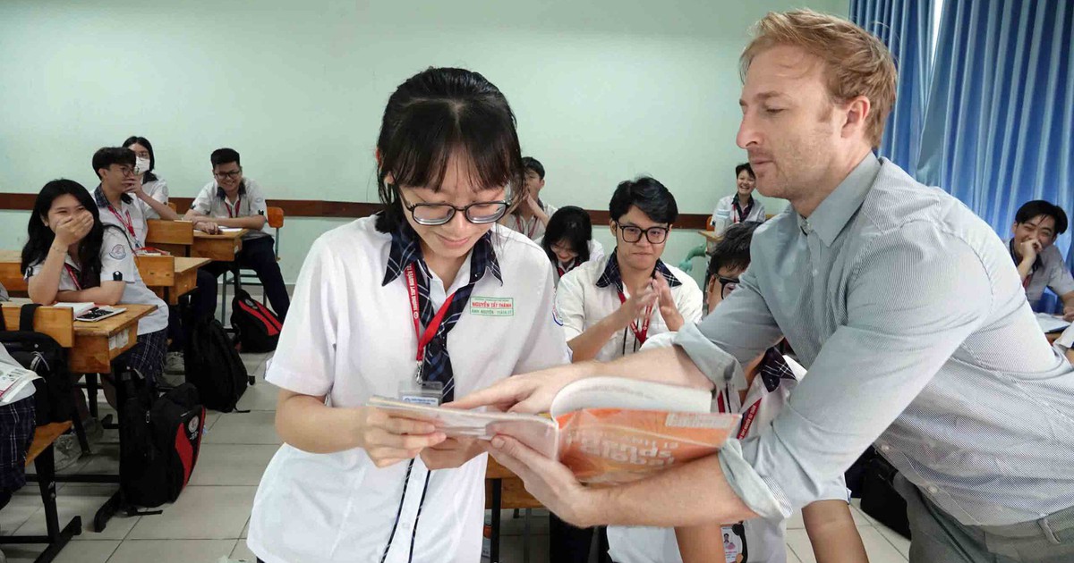 Thi tốt nghiệp THPT 2026: Chỉ hơn 28% thí sinh đăng ký môn ngoại ngữ
