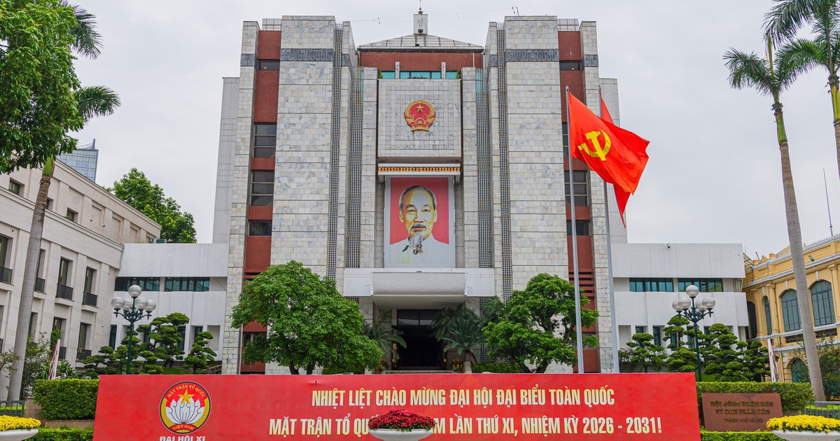 Hà Nội rực rỡ cờ hoa trước thềm Đại hội MTTQ Việt Nam lần thứ XI