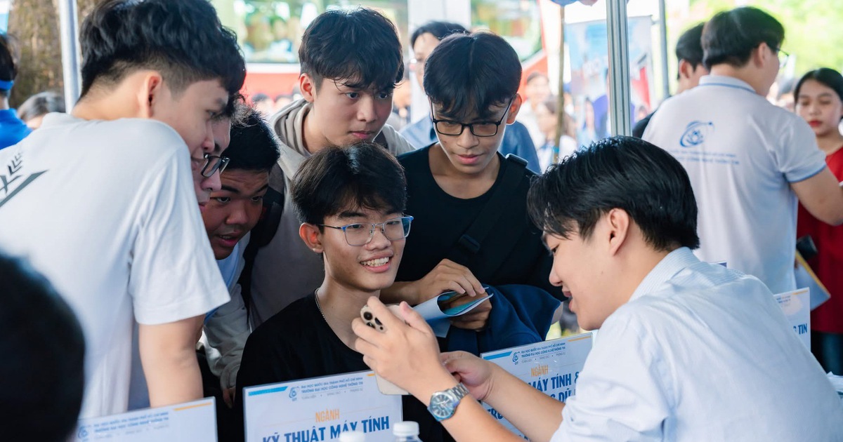 Chàng trai An Giang nhận học bổng toàn phần tiến sĩ đại học top 8 thế giới