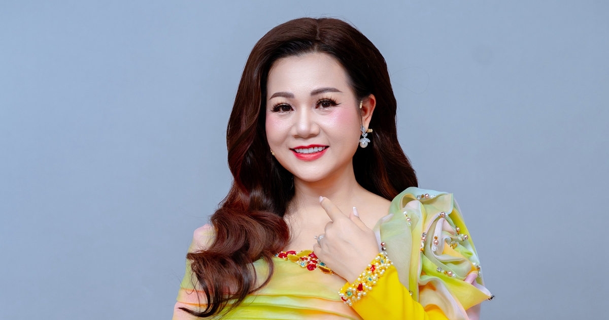 Ca sĩ bolero Dương Hồng Loan trải lòng về nghề, lên tiếng chuyện nghỉ hưu