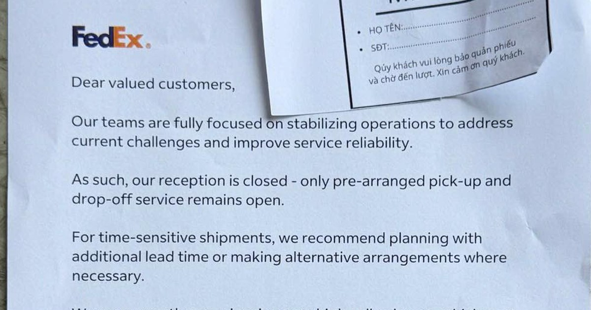 FedEx tiếp tục ùn tắc, phát phiếu thứ tự chờ đợi cho khách hàng