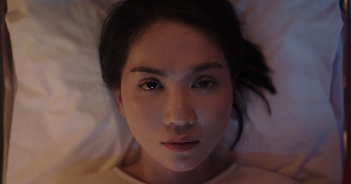 Phim kinh dị có Ngọc Trinh ra sao ở phòng vé?