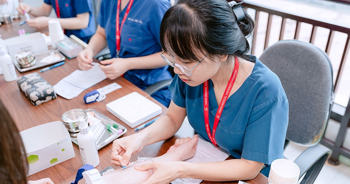 Các bệnh viện tại Hà Nội mang dịch vụ y tế đến cộng đồng
