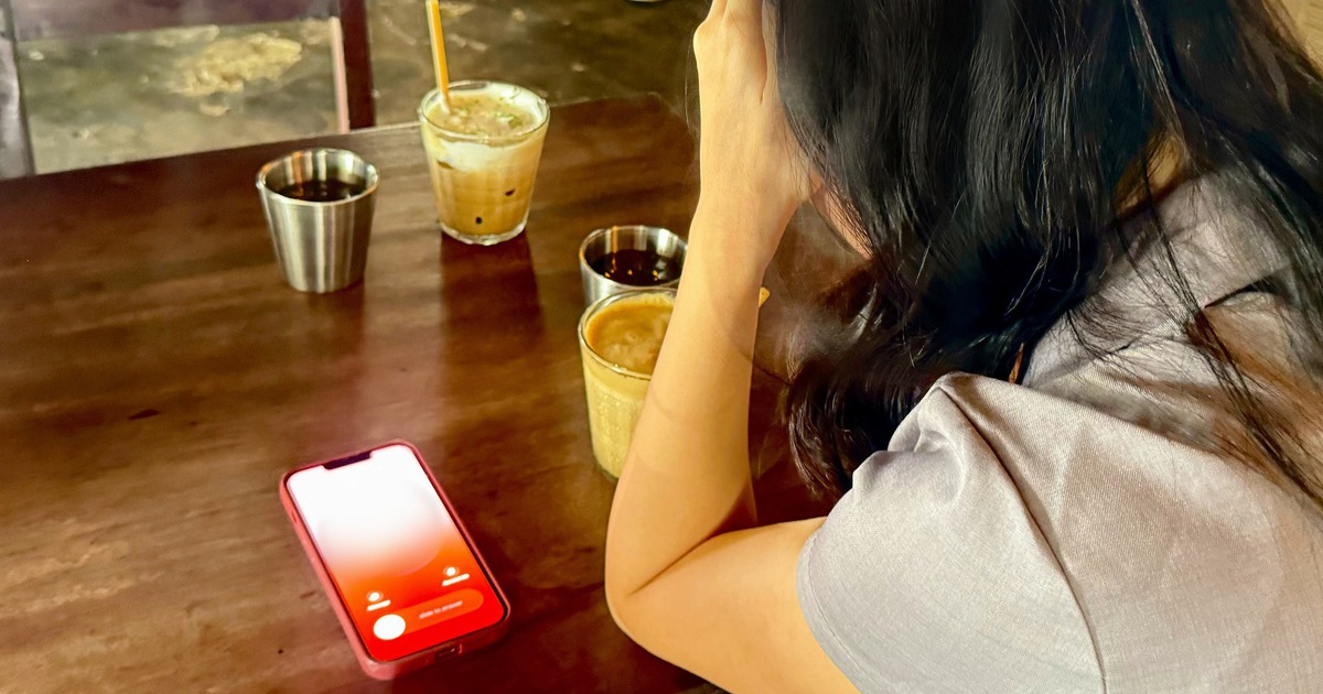 Khi việc nghe gọi điện thoại trở thành nỗi áp lực không tên