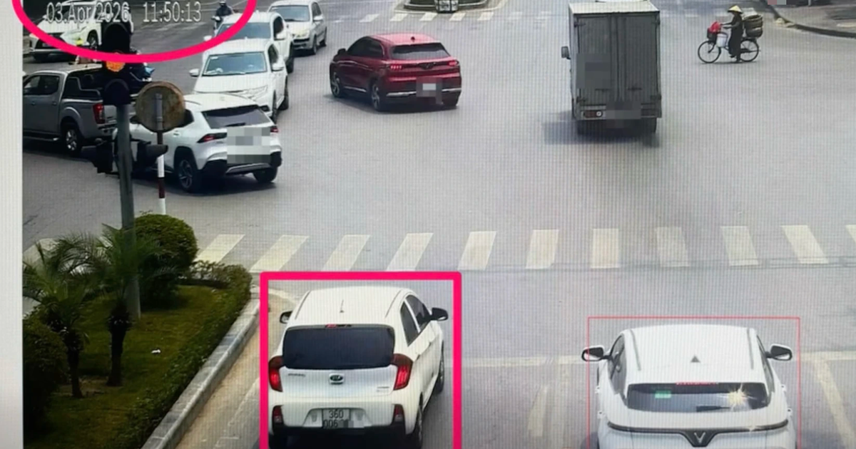 Cục CSGT lý giải lỗi vượt đèn vàng, quay đầu trên vạch đi bộ bị phạt nặng