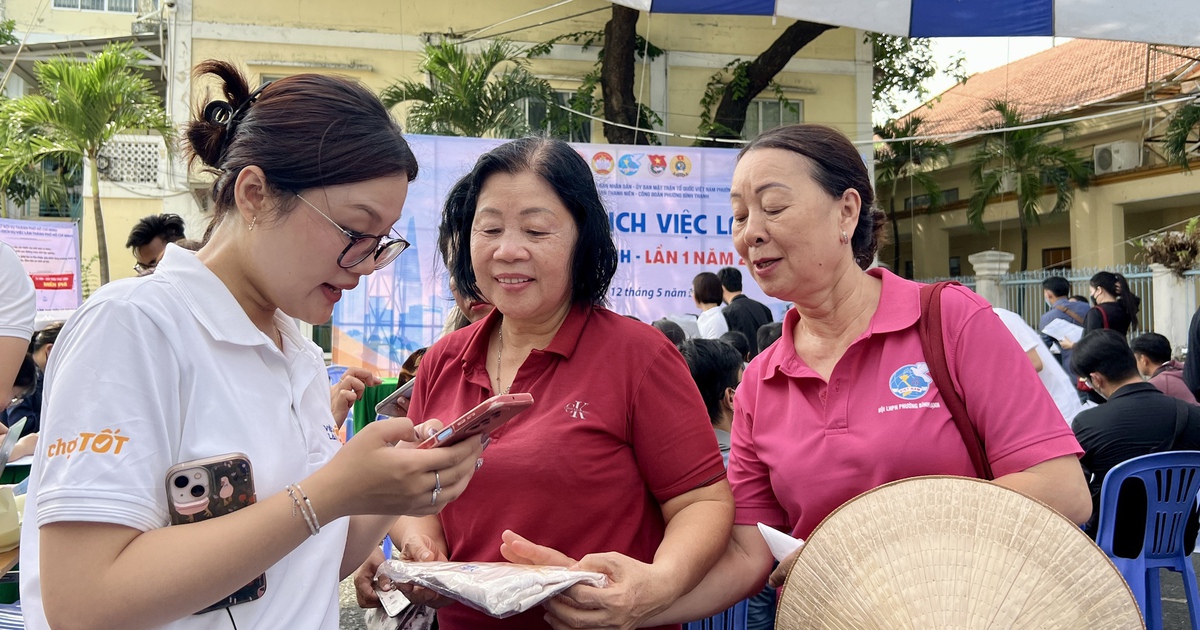 TP.HCM: Việc làm lao động phổ thông lương đến 15 triệu đồng/tháng có thể đi làm ngay
