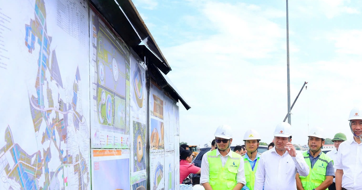 Chủ tịch Hà Nội: Tạo sinh kế bền vững cho người dân sau thu hồi đất