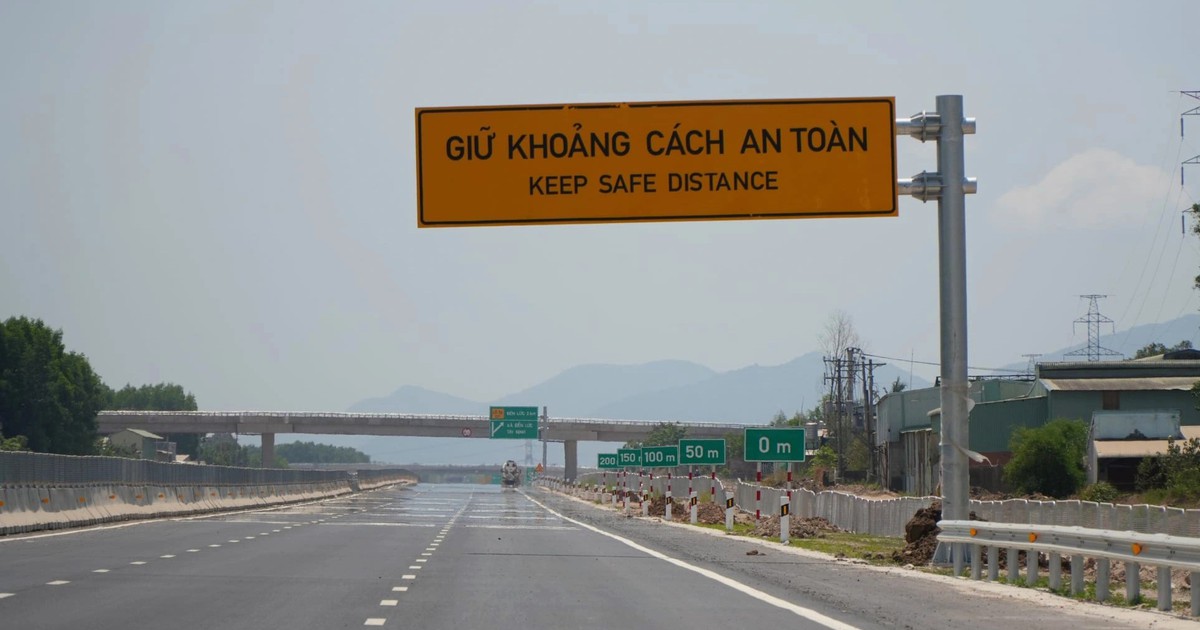 'Nâng bảo hành đường 10 năm, tiết kiệm trăm nghìn tỉ đồng' là đánh tráo khái niệm