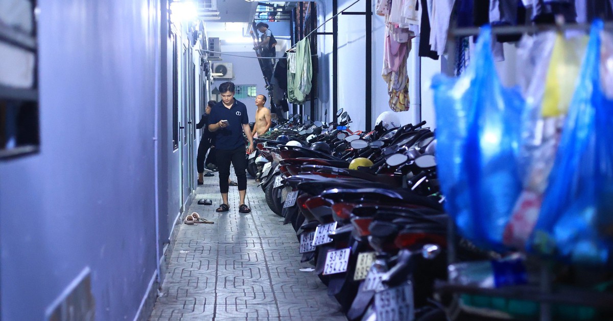 Thu tiền điện vượt 3.460 đồng/kWh bị phạt: Chủ trọ ở TP.HCM tính tăng giá phòng