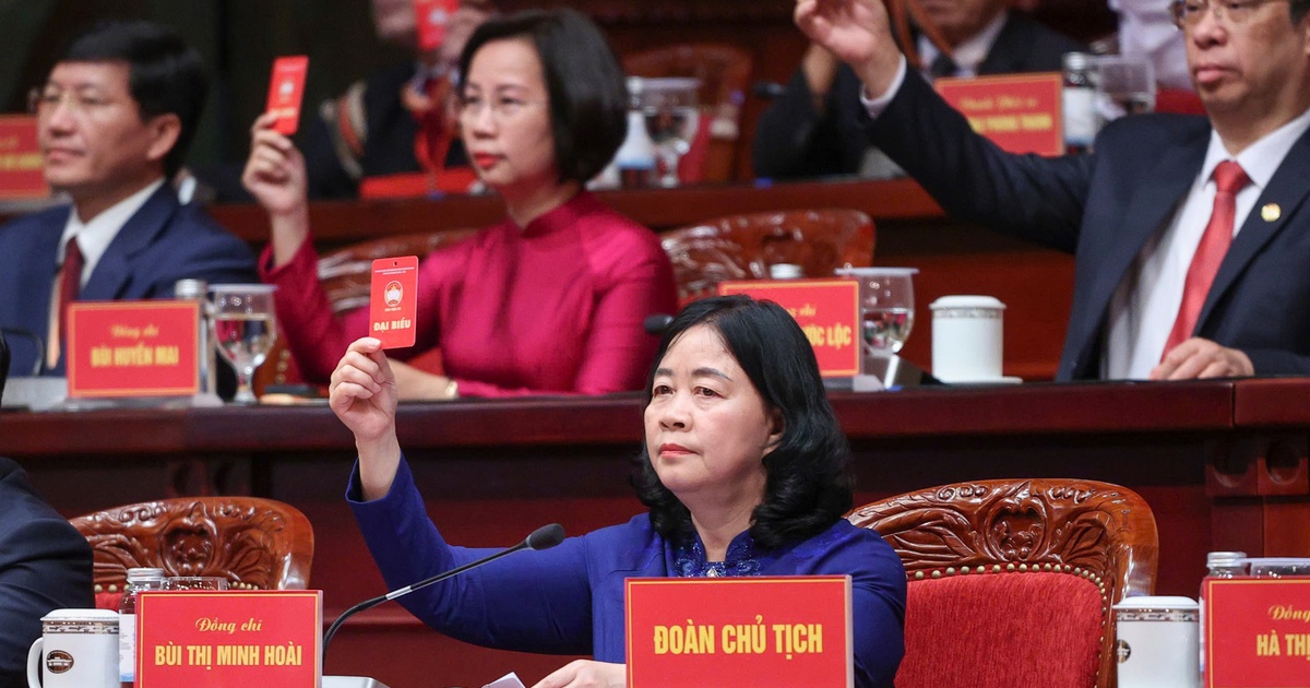 Công bố 12 nhân sự Ban Thường trực, 8 phó chủ tịch không chuyên trách MTTQ Việt Nam