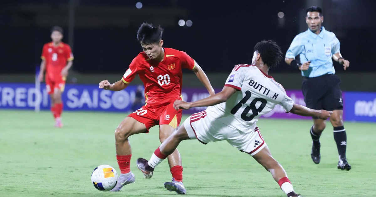 U.17 Việt Nam qua lăng kính Văn Quyến và Đình Bắc